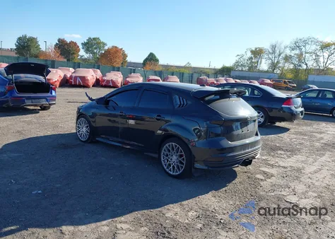 2015 Ford Focus St из США, поврежденный, VIN 1FADP3L92FL214316